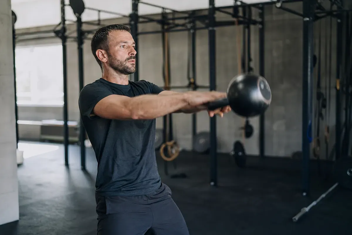 Entraînement fonctionnel avec kettlebell